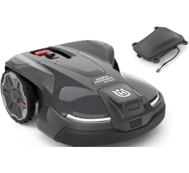 Slika: Automower® 450X NERA s Husqvarna EPOS™ Plug-in i referentnom stanicom
